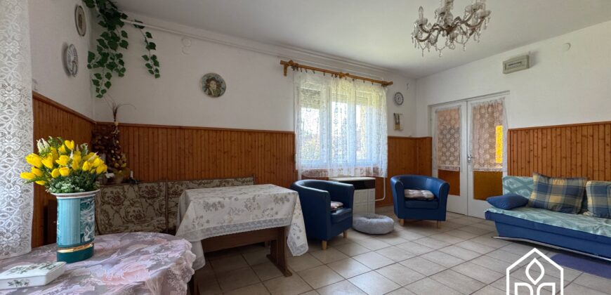 20 ročný dom v obci Füzérkomlós